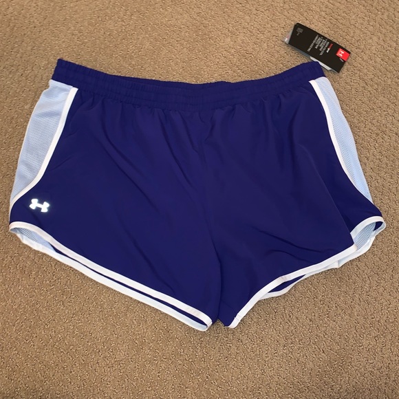 Under Armour Pants - NWT Under Armour women’s shorts